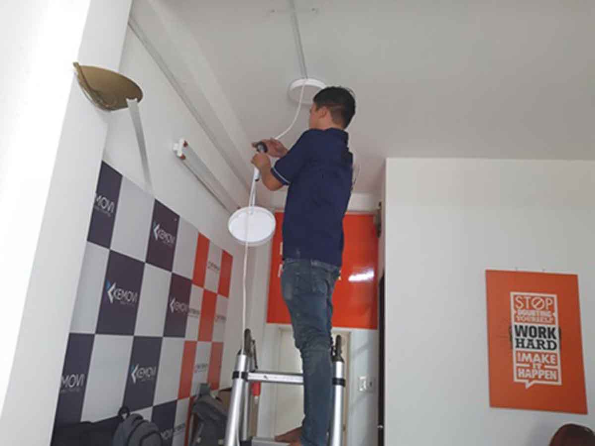 Sửa điện tại nhà uy tín – Thợ sửa điện nhanh, giá rẻ, có mặt sau 20 phút