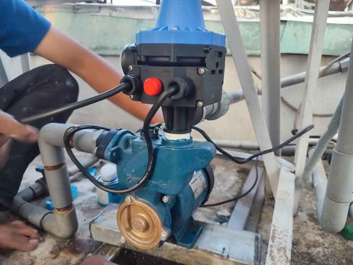 Sửa máy bơm nước tại nhà uy tín – Thợ chuyên nghiệp, có mặt sau 20 phút
